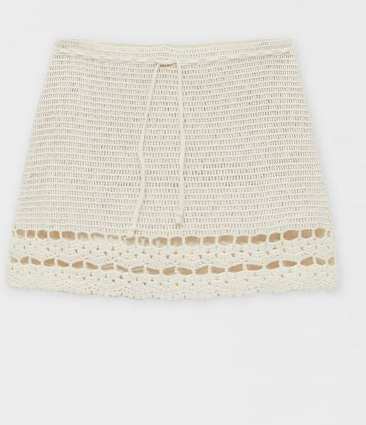 La minifalda crochet de Pull&Bear con la que enamorarte este verano