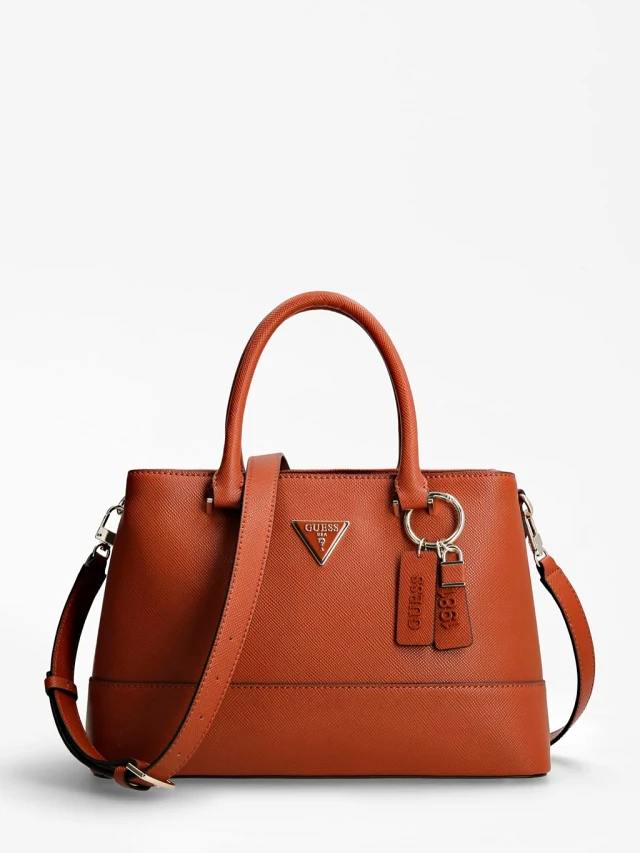 Los 6 bolsos de Guess que son una apuesta segura en rebajas