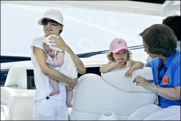 Leonor y Sof&iacute;a en Mallorca 2007 / Gtres