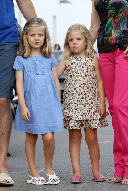 Leonor y Sof&iacute;a en Mallorca 2011 / Gtres