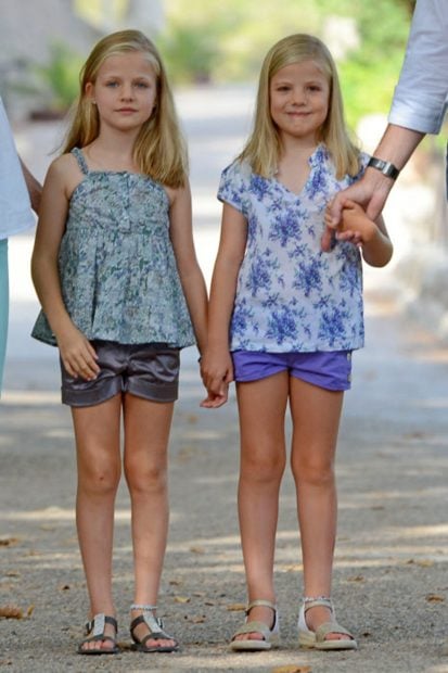 Leonor y Sof&iacute;a en Mallorca 2013 / Gtres