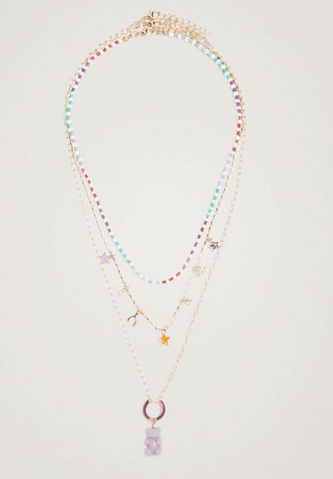 El collar con charms de Parfois y circonitas que es un accesorio &uacute;nico