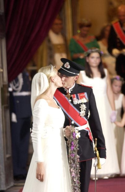 Mette Marit y Haakon de Noruega en su boda / Gtres