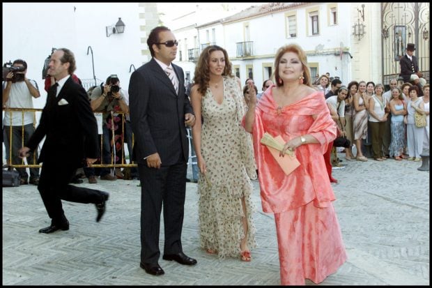 Roc&iacute;o Carrasco, Fidel Albic y Roc&iacute;o Jurado / Gtres