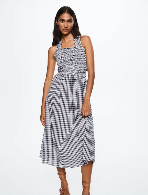 El precioso vestido vichy de Mango que ya es una realidad