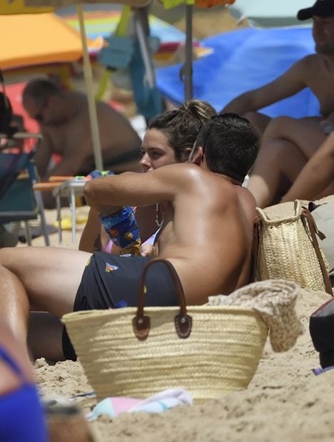 Laura Matamoros y Benji Aparicio en C&aacute;diz / Gtres