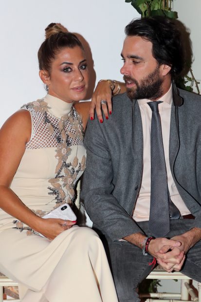 Elena Tablada y Javier Ungr&iacute;a posando / Gtres