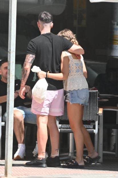 Roc&iacute;o Flores y Manuel Bedmar en Marbella / Gtres