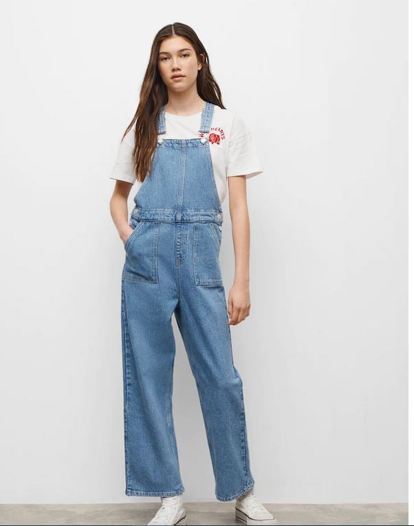 El peto denim de Mango Teen para las m&aacute;s bajitas