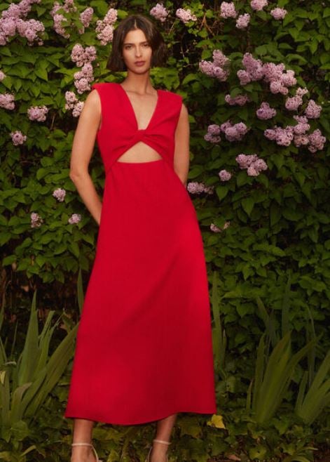 El vestido de Tamara Falc&oacute; con Pedro del Hierro a mitad de precio