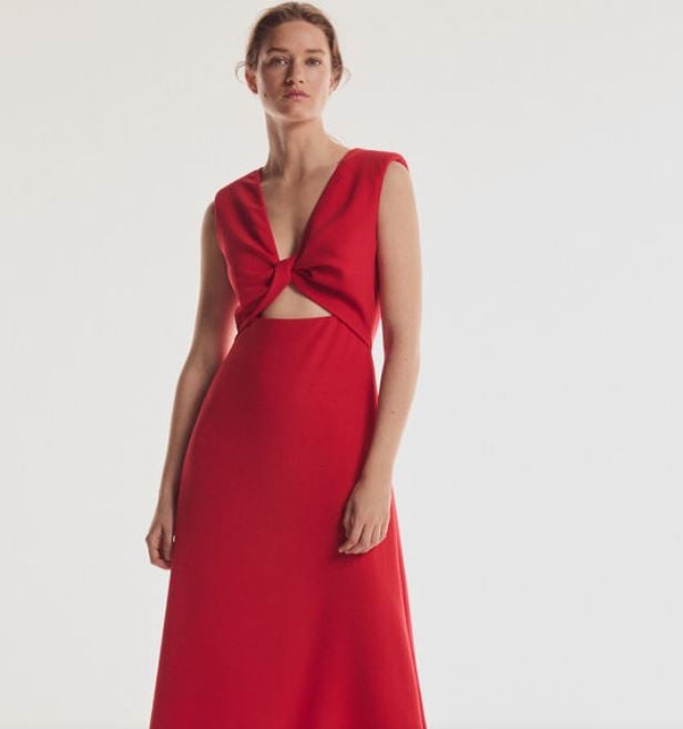 El vestido de Tamara Falc&oacute; con Pedro del Hierro a mitad de precio