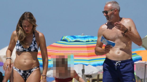 Martina Klein y &Aacute;lex Corretja en Ibiza / Gtres