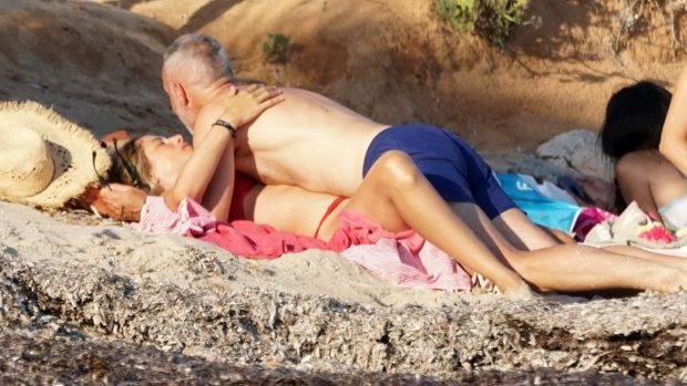 Martina Klein y &Aacute;lex Corretja en Ibiza / Gtres