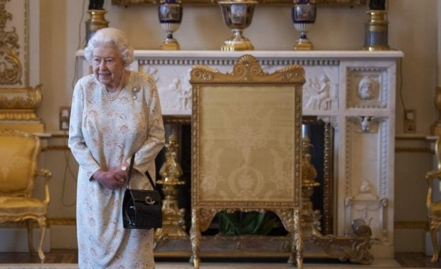 Isabel II en Palacio / Gtres