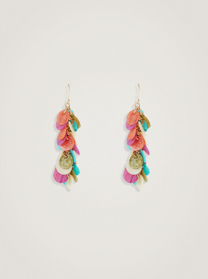 Los pendientes de conchas de Parfois multicolor que no pueden faltar en tus accesorios para la feria