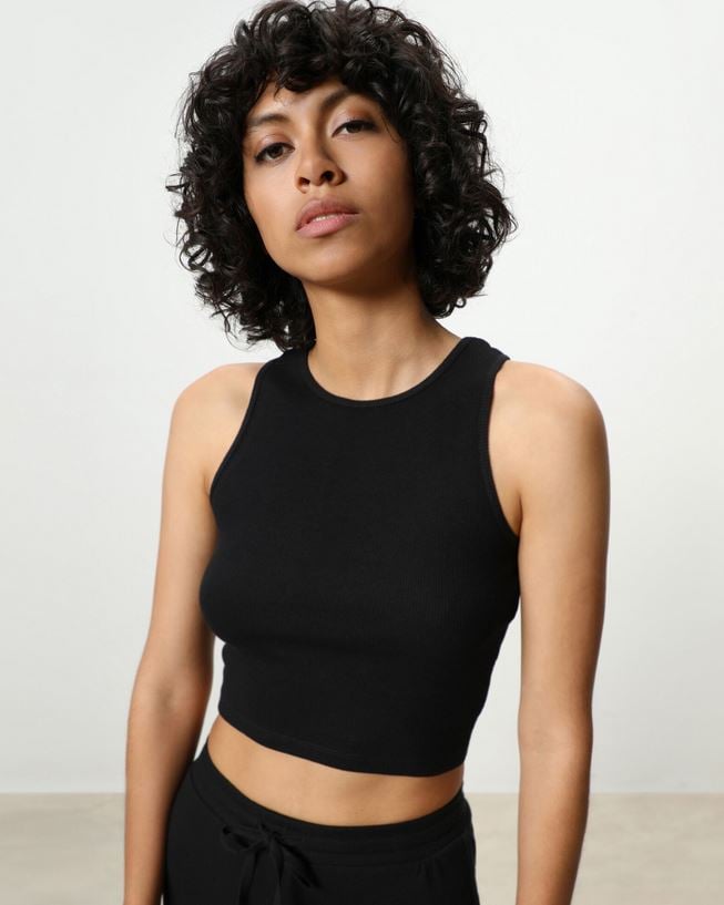 El conjunto de Lefties de pantal&oacute;n y camiseta por menos de 10 euros para estar c&oacute;moda en casa