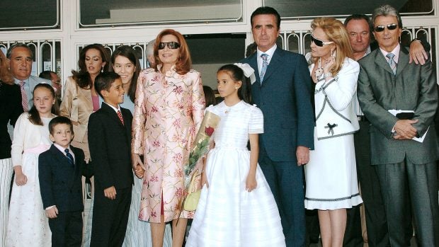 La familia de Roc&iacute;o Jurado junto a la artista / Gtres