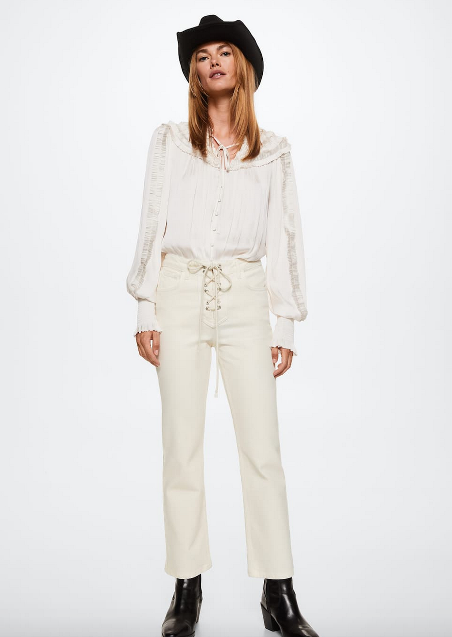 Los jeans con cord&oacute;n de Mango que son una pasada y Mar&iacute;a Pombo ya los tiene