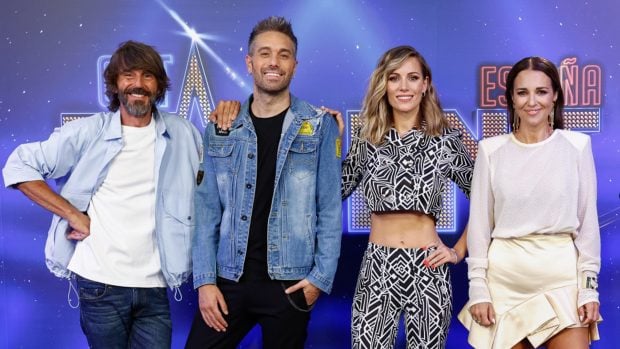 Santi Mill&aacute;n, Dani Mart&iacute;n, Edurne y Paula Echevarr&iacute;a posando / Gtres