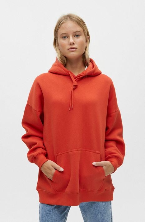 La sudadera oversize con capucha de Pull&Bear para ir a la universidad: &iexcl;Hay en 12 colores!