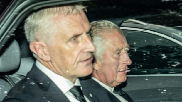 Carlos III saliendo de Balmoral / Gtres