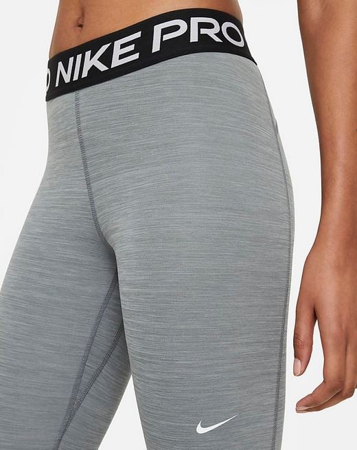 Roc&iacute;o Osorno vuelve a la rutina deportiva con estos leggins de Nike