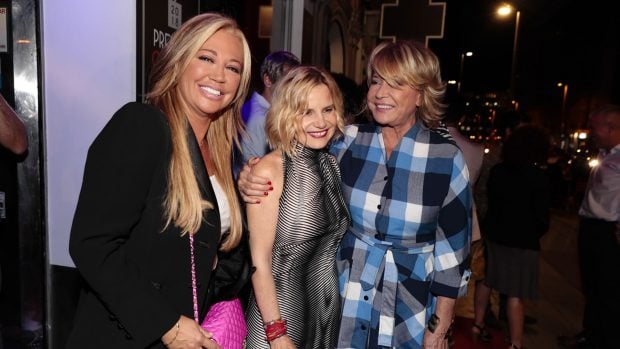 Bel&eacute;n Esteban, Eugenia Mart&iacute;nez de Irujo y Mila Ximenez posando 