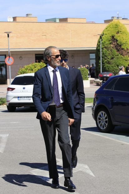 La familia Garc&iacute;a Obreg&oacute;n en el tanatorio / Gtres