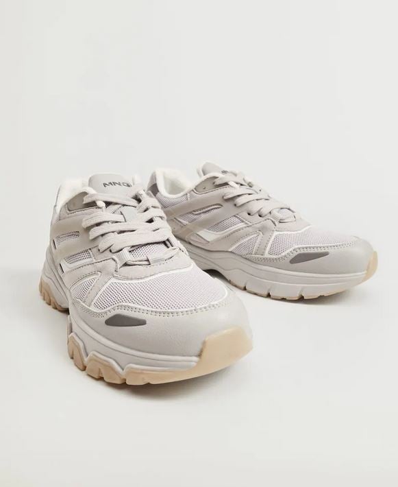 Las zapatillas con suela track de Mango Outlet con un 30% de descuento: &iexcl;Corre a por ellas!
