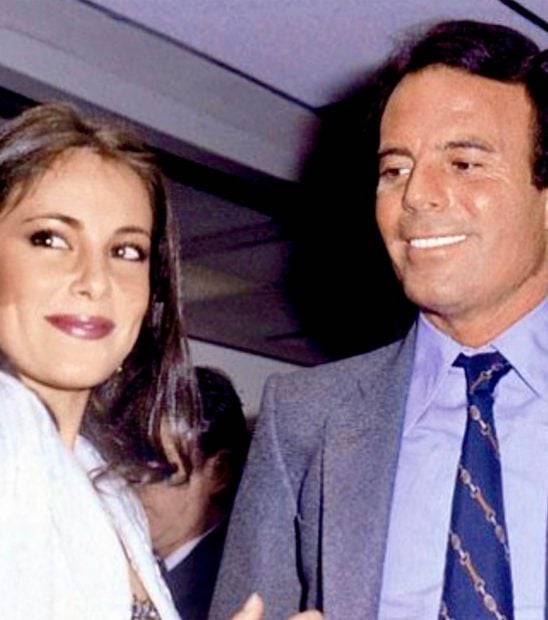 Julio Iglesias y Ana Obreg&oacute;n / Instagram