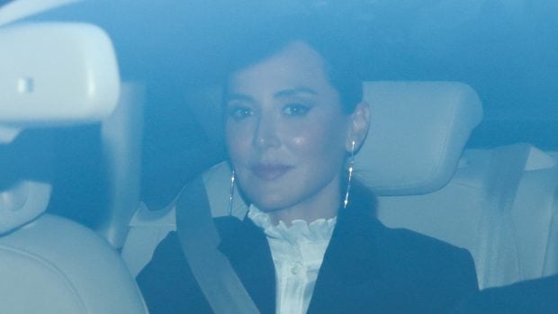Tamara Falc&oacute; en un coche / Gtres