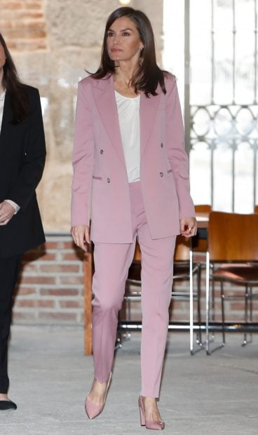 Letizia con un traje rosa / Gtres