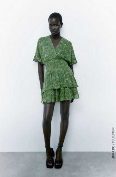 Vestido de volantes de Zara / Zara