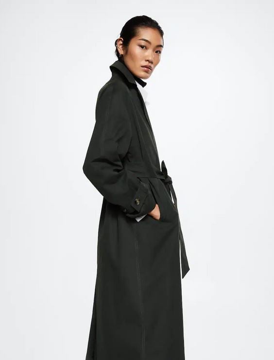 El abrigo oversize de Mango con una rebaja nunca vista: alerta, se est&aacute; agotando