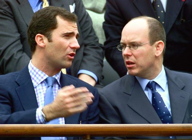 Alberto de M&oacute;naco con Felipe VI en 2002 / Gtres
