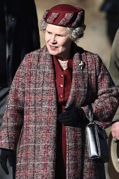 Imelda Staunton en el set de 'The Crown' en Sandringham / Gtres