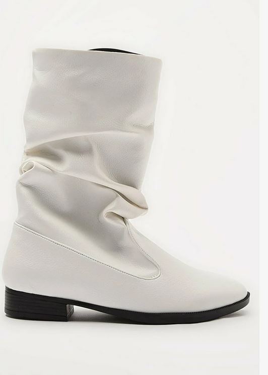 Tenemos la copia de las botas blancas de Lady Di por menos de 26€