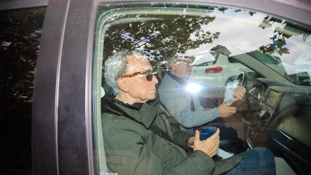 Ortega Cano en un coche / Gtres