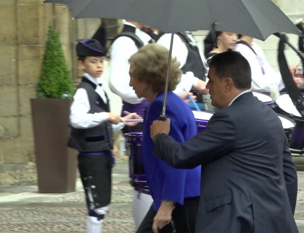 Do&ntilde;a Sof&iacute;a en Asturias para presenciar los Premios Princesa de Asturias 2022 / Gtres