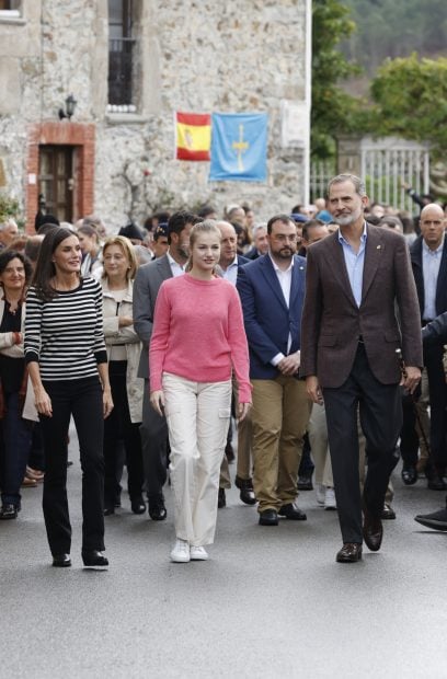 Felipe, Letizia y Leonor llegan a Cadavedo / Gtres