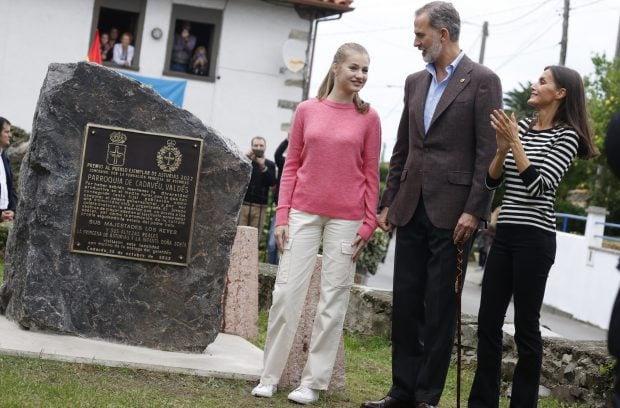 Felipe, Letizia y Leonor llegan a Cadavedo / Gtres
