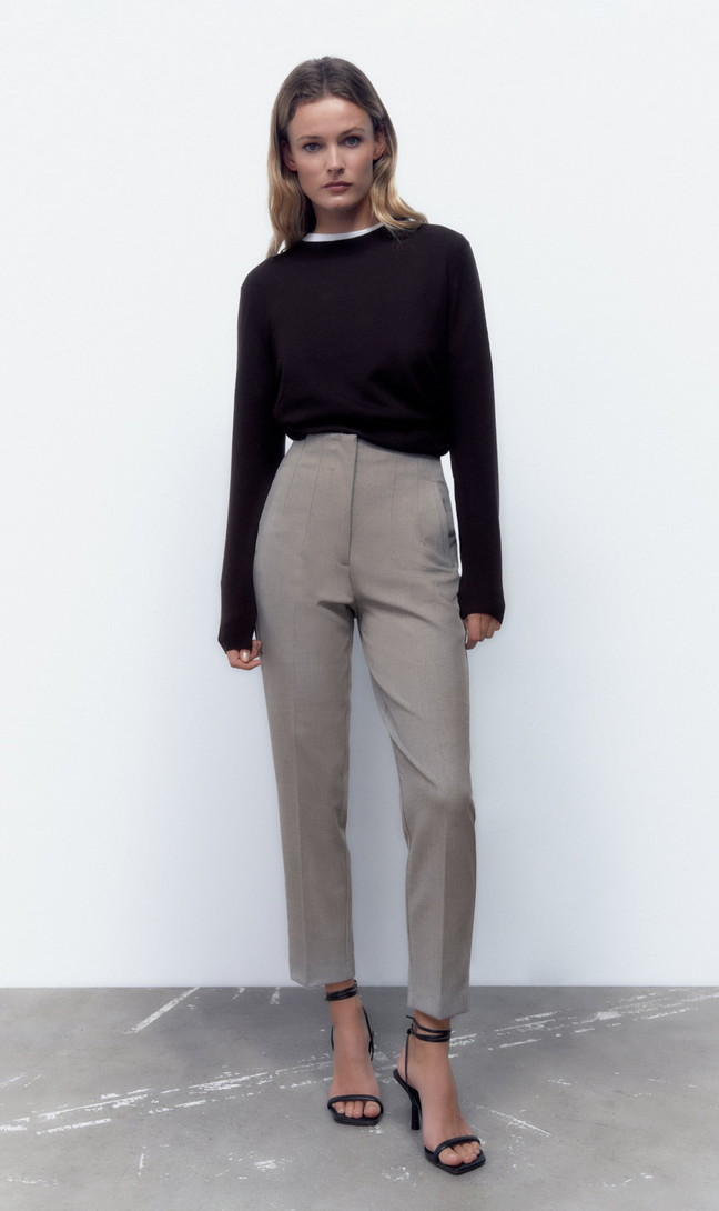 Los pantalones efecto 'push up' de Zara que est&aacute;n volviendo locas a las amantes de Inditex