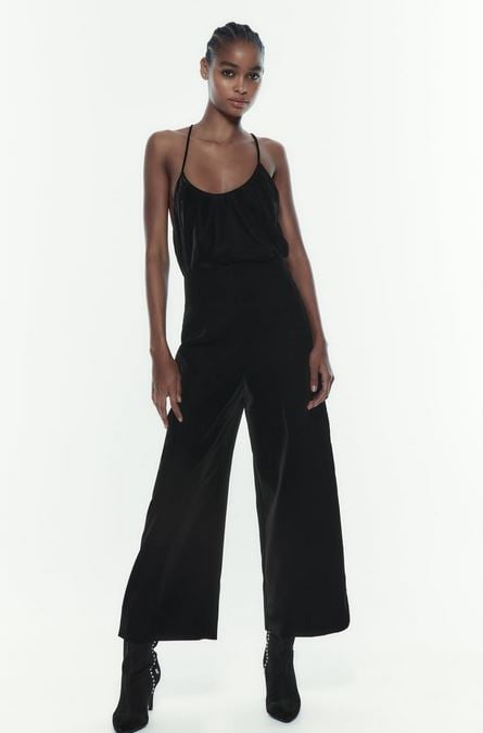 El culotte de Zara que mejor sienta, dos en uno: talle alto y terciopelo