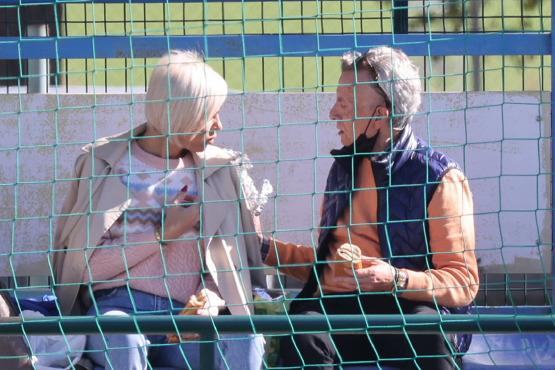Ana María Aldón y Ortega Cano en un partido de su hijo / Gtres