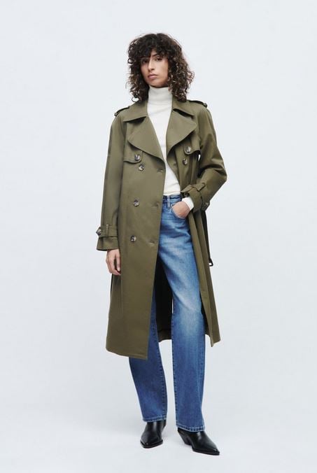 Esta gabardina será imprescindible en tu fondo de armario