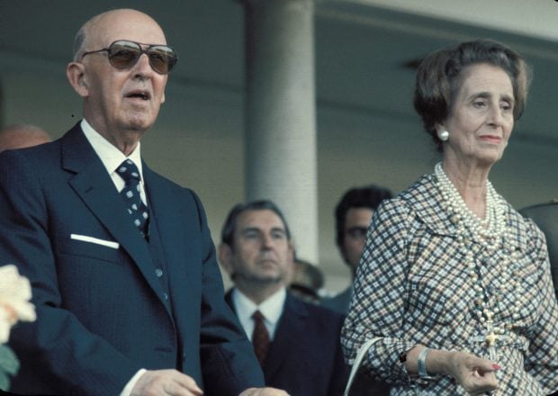 Francisco franco junto a su esposa, Carmen Polo / Gtres
