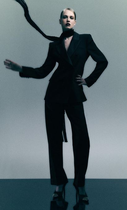 Existen pantalones perfectos y están en Zara: talle alto, elegantes y cómodos ¡No te quedes sin ellos, están arrasando!