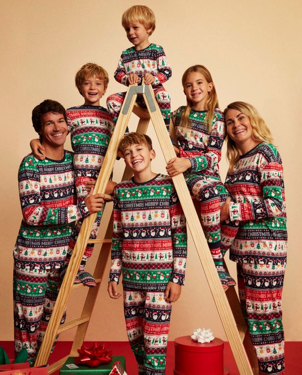Lefties ya tiene la colecci&oacute;n navide&ntilde;a para estar en casa toda la familia