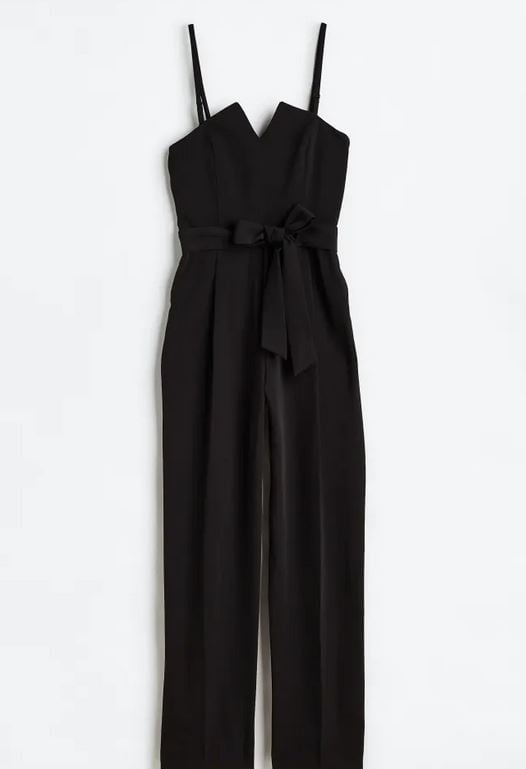 Tienes una cita especial y no sabes qué ponerte: este mono de H&M sienta bien a todos los cuerpos