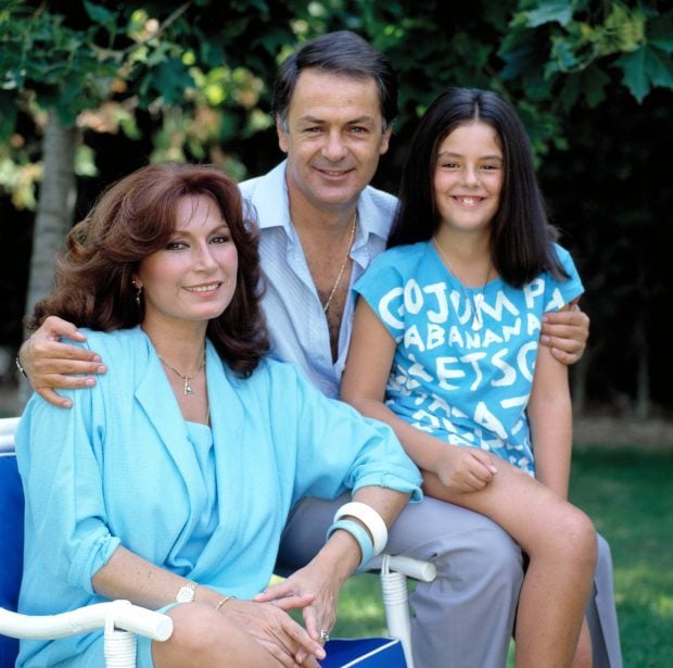 Roc&iacute;o Carrasco con sus padres, Roc&iacute;o Jurado y Pedro Carrasco / Gtres